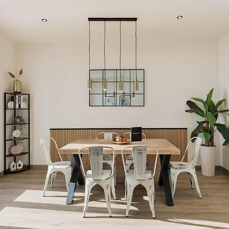 Group Dreams Apartment